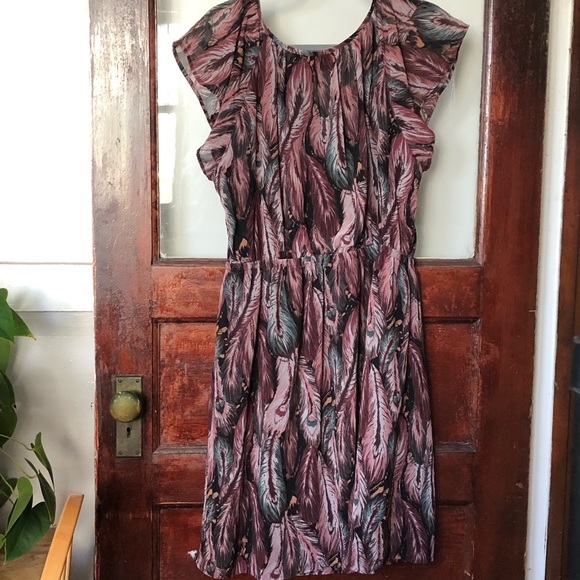 Forever 21 Plus Size Feather Print Ruffle Sleeve Dress 1X - Picture 12 of 12